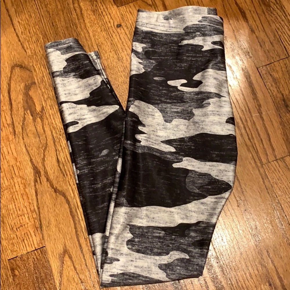 Terez Camo Leggings